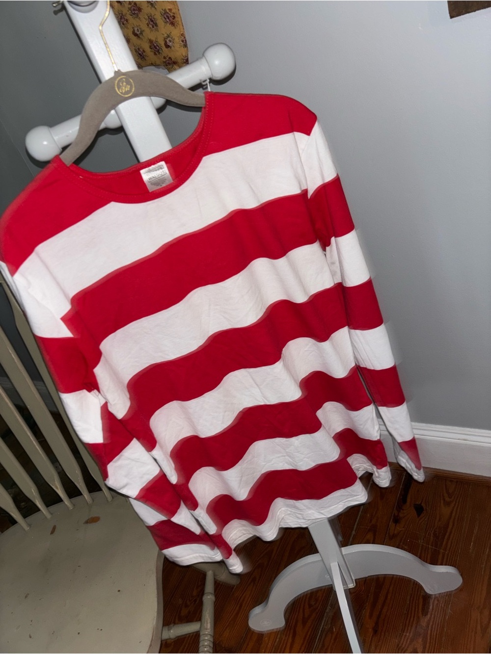 Red & White Striped Long-Sleeve Men’s Shirt